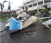 صور| إعصار جوني يدمر مطارا في الفلبين 