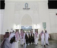 صور| وزير الشؤون الإسلامية السعودي يتفقد مسجدي الخندق والقبلتين بالمدينة المنورة