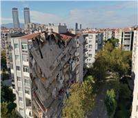 ارتفاع حصيلة ضحايا زلزال «إزمير» التركية إلى 109 قتلى