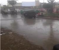 فيديو | سقوط أمطار غزيرة على مدينة المحلة الكبرى