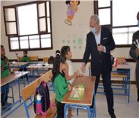 محافظ الأقصر يفتتح مدرسة اللغات المتميزة بمدينة طيبة الجديدة 