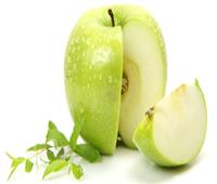 12 فائدة للتفاح «الأخضر» علي الريق.. أهمها الوقاية من «الزهايمر»