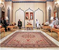 ملك الأردن والعاهل البحريني وولي عهد أبوظبي يعقدون قمة ثلاثية في الإمارات