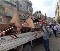 رفع ٤٣٠ حالة إشغال طريق وإزالة كشك مخالف بمركز ومدينة دمنهور 