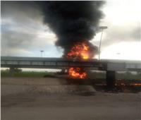 فيديو | تفحم سائق وتباع في حريق سيارة مواد بترولية بأسيوط