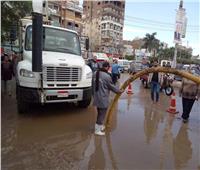 سيارات لشفط تجمعات مياه الأمطار بمراكز المنوفية
