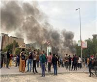 حظر تجوال جنوب العراق بعد مقتل 4 في صدامات بين معارضين وآخرين
