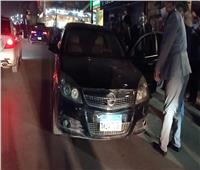 محافظ القاهرة يضبط سيارة تسير عكس الاتجاه ويتخذ الإجراءات القانونية ضدها