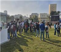 صور| إقبال جماهيري في اليوم الأول لمهرجان القاهرة السينمائي