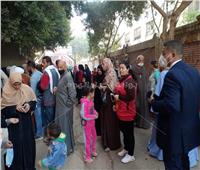 إقبال كبير من المواطنين على اللجان الانتخابية بجولة الإعادة بالزيتون