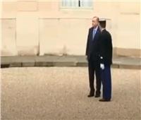 أحمد موسى يعرض الاستقبال المهين لـ«أردوغان» فى قصر الإليزيه