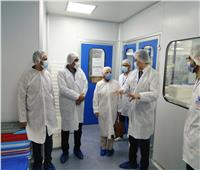 القوى العاملة بالقليوبية تتابع إجراءات الوقاية من «كورونا» بالصناعات الدوائية
