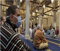 «الدين بيقول إيه»| «نمت طوال الخطبة» هل تحسب لي جمعة؟