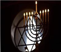 عيد الأنوار | تعرف على الشمعدان السباعي والتساعي عند اليهود