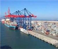 ميناء الإسكندرية يستقبل 170 ألف طن سولار وقمح وذرة