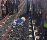 مصرع وإصابة طالبتين أسفل عجلات القطار في بني سويف