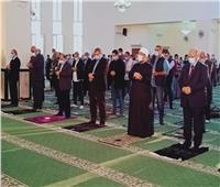 بعد افتتاحه.. 3 وزراء يؤدون صلاة الجمعة بمسجد «تحيا مصر» بالأسمرات