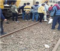 سقوط شاب من قطار الصعيد بـ«المنيا»