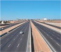 المرور يغلق طريق السويس الصحراوي بسبب الشبورة الكثيفة 