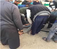إصابة 13 عاملا في انقلاب سيارة بالإسماعيلية