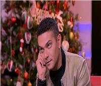 آسر ياسين يكشف مفاجآت عن بدايته في التمثيل: «قلت لوالدي اديني سنة واحكم»