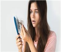 5 مشكلات تؤثر على الشعر بسبب عادة «سيئة»
