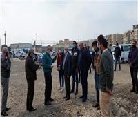 محافظ بورسعيد يتابع أعمال تطوير وتوسعة عدد من الطرق بحي الضواحي