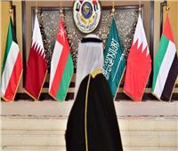 توافد الوفود العربية المشاركة في القمة الخليجية الـ41 إلى «العلا» السعودية