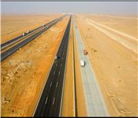 شاهد| طريق الصعيد الصحراوي الغربي بعد تطويره 