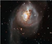 شاهد| صورة مذهلة لتصادم المجرات في حدث كوني نادر جدًا