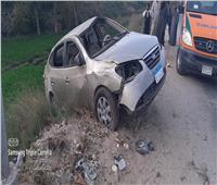 إصابة شخصين في انقلاب سيارة ملاكي بنجع حمادي