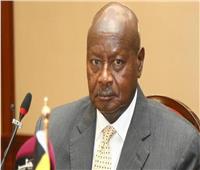 رئيس أوغندا يفرض إغلاقًا على منطقتين لمواجهة تفشي «إيبولا»