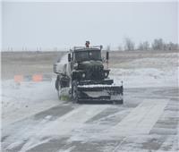 تطهير مطارات روسيا العسكرية من الثلوج بـ«ثعبان جورينيش»