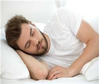 قلة النوم تزيد خطر الإصابة بفيروس كورونا