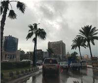 لليوم الثالث.. أمطار غزيرة ورياح باردة تجتاح الإسكندرية |صور