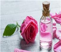10 فوائد لـ«ماء الورد» أبرزها ترطيب البشرة 