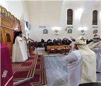 الأنبا باخوم يزور كنيسة السيدة العذراء بالمعادي
