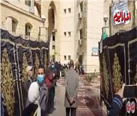 وصول جثمان عبلة الكحلاوي إلى مسجد الباقيات الصالحات بالمقطم |فيديو 