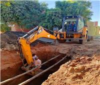 صيانة خط «8 بوصة» لمياه الشرب بمدينة دراو بأسوان