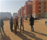 مسئولو الإسكان يتفقدون مشروع عمارات «السلام» بمدينة العبور