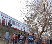 اصطدام قطار بونش على مزلقان سكة حديد قرية فزارة بخط الصعيد