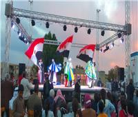 «عواض» يشهد فعاليات المسرح المتنقل بقرية الوادي بجنوب سيناء