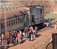 للمرة الثانية محطة «الحلواصي» تشهد حادث قطار.. و«السكة الحديد» تكشف السبب 