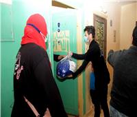 جامعة القاهرة تقدم مساعدات إنسانية لأهالي «عشش السودان» بالجيزة| صور