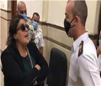 بدء محاكمة المتهمة بالاعتداء على ضابط بمحكمة مصر الجديدة
