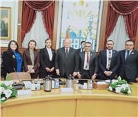 محافظ القاهرة يلتقي أعضاء مجلس النواب من تنسيقية شباب الأحزاب والسياسيين
