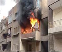 المعمل الجنائي يعاين حريق شقة سكنية بالدرب الأحمر 