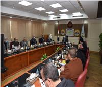 شعيب يلتقي أعضاء الهيئة البرلمانية لمناقشة مشاكل مطروح 