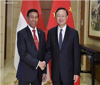 وزيرا خارجية الصين وإندونيسيا يبحثان الوضع في ميانمار