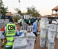 الناخبون يدلون بأصواتهم في الدورة الثانية من الانتخابات الرئاسية بالنيجر 